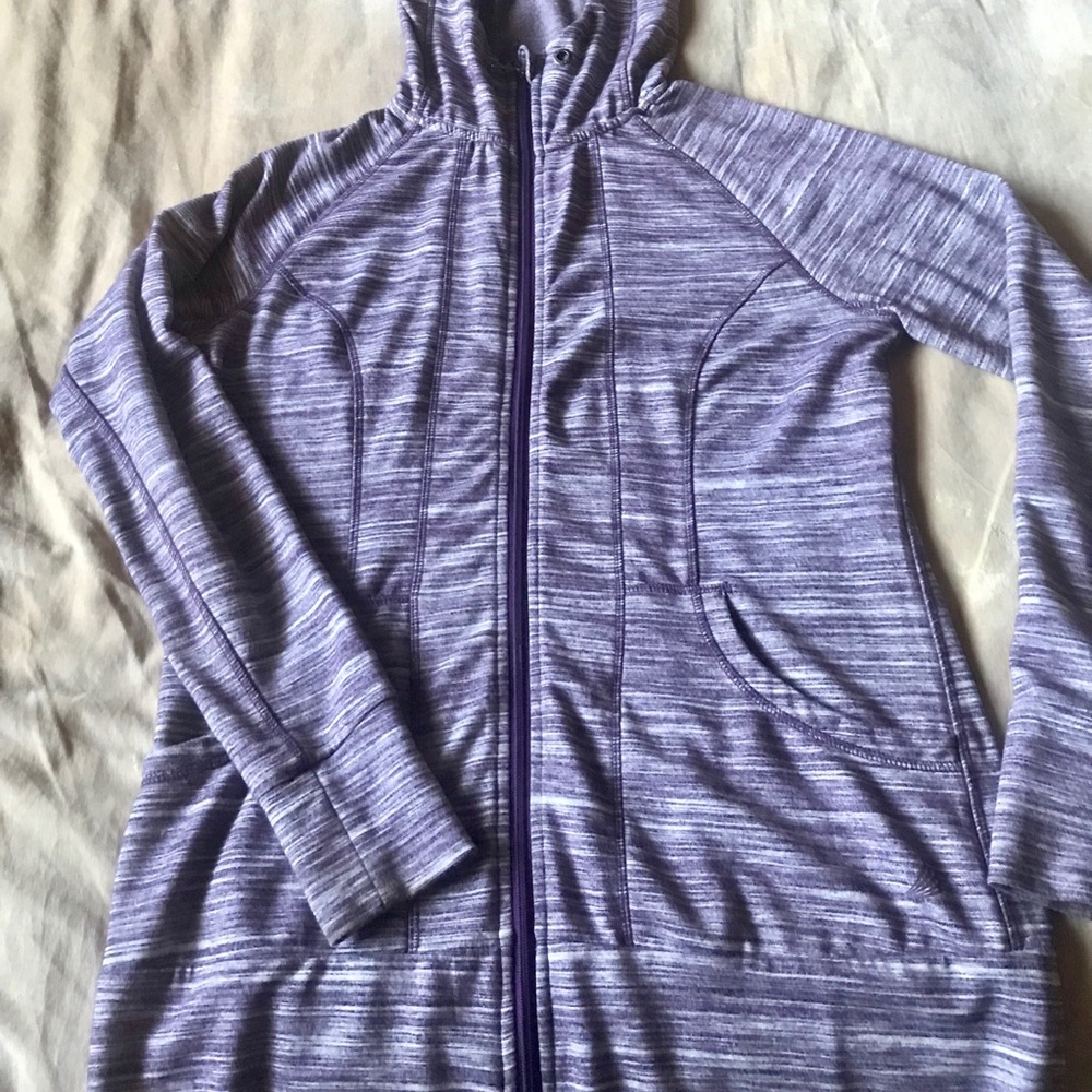 Free2Be - long line hoodie M